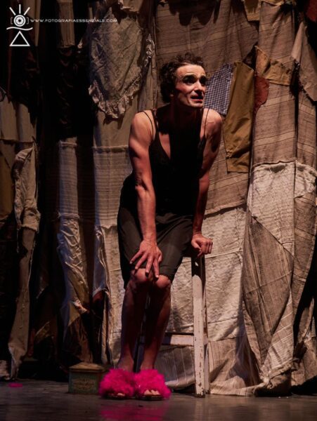 Alluccamm - di Luca Pizzurro, musiche di enzo Gragnaniello - teatro Bracco Napoli 