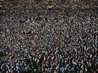 Titolo: The Crowd