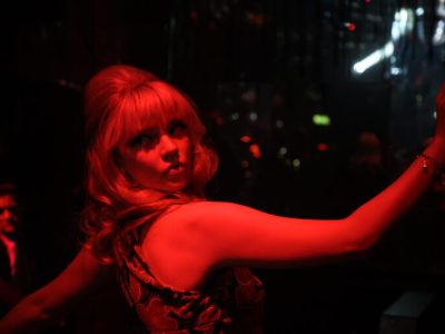 4139_D056_00238_RMatt Smith stars as Jack and Anya Taylor-Joy as Sandie in Edgar Wright’s LAST NIGHT IN SOHO, a Focus Features release.Credit: Parisa Taghizadeh / Focus Features