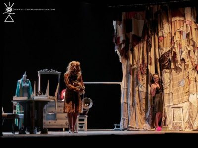 Alluccamm - di Luca Pizzurro, musiche di enzo Gragnaniello - teatro Bracco Napoli