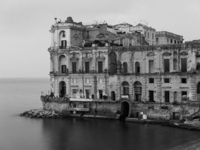Palazzo Donn’Anna: alla Fondazione De Felice incontro con Stefano Karadjov