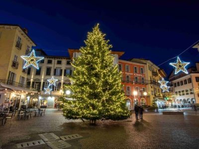 Verbania si Illumina di magia per le festività natalizie