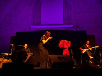 Roberta Tondelli on stage per Napoli al Massimo